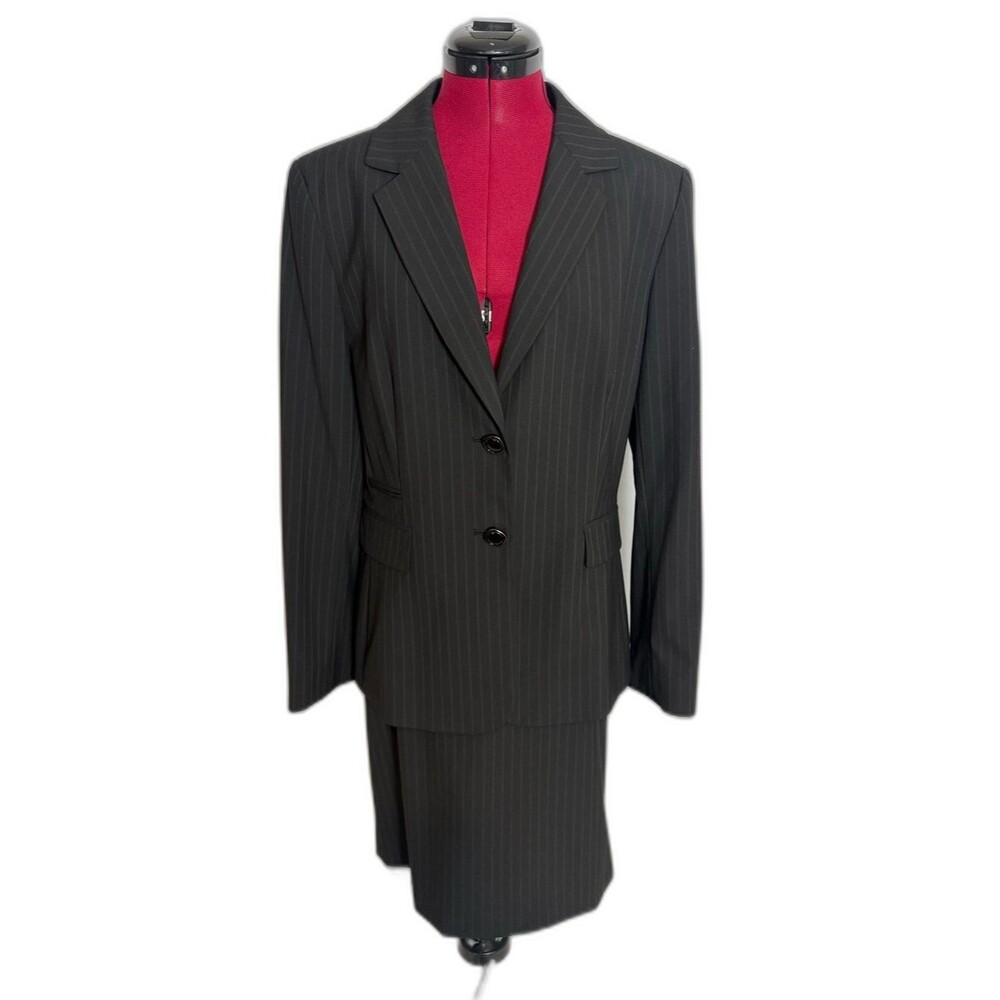 Antonio Melani Skirt Suit Size 12 Black Pinstriped 2-Piece Set Blazer & Skirt